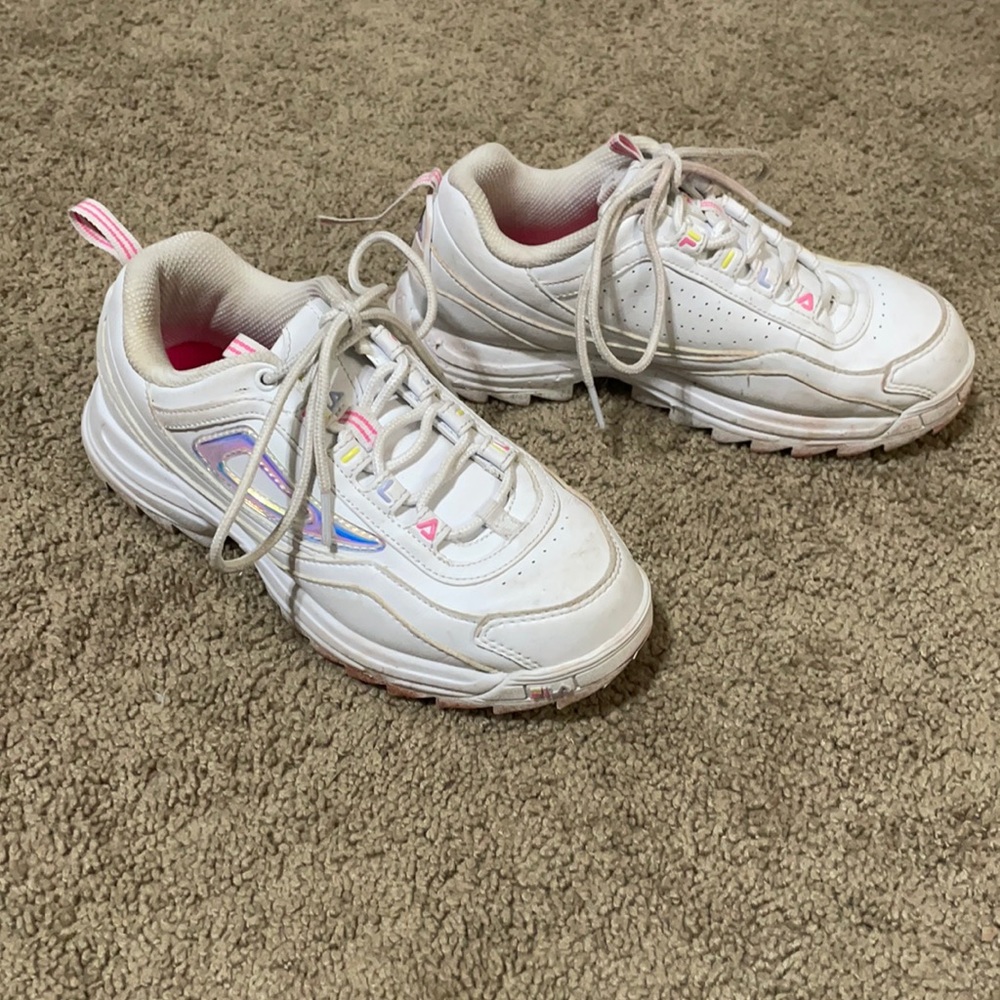 Girls FILA tennis shoes